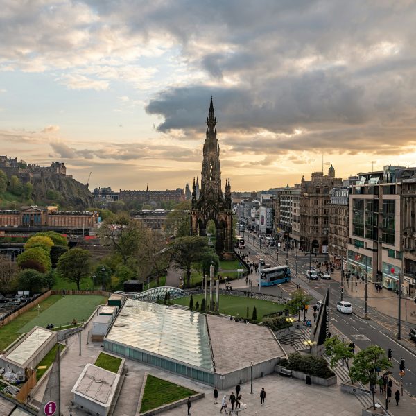Photo of Edinburgh.