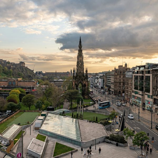 Photo of Edinburgh.